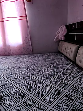 Snapshot of santurmom chatting on November 10, 5:28 am santurmom online show from November 10, 5:28 am