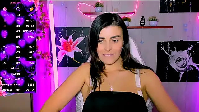 Snapshot of KayWuds chatting on March 29, 11:32 am KayWuds online show from March 29, 11:32 am