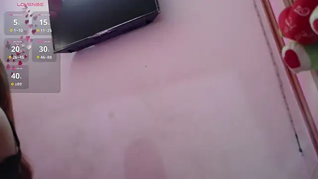 littleayshel online show from October 23, 2:49 pm