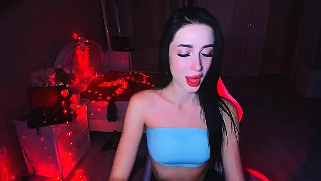 lovely desire online show from October 14, 8:15 am