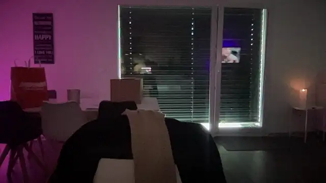 WilloGirl online show from March 16, 9:05 am