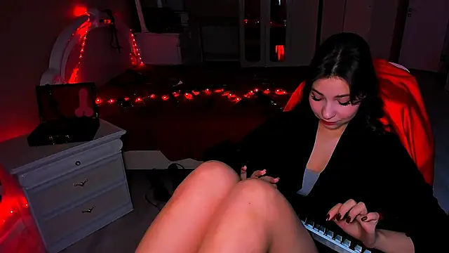 Snapshot of Beg_me_now chatting on January 18, 6:34 am Beg me now online show from January 18, 6:34 am