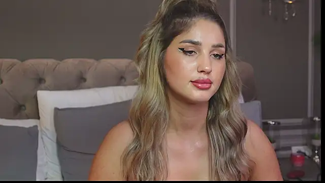 AnnieStylesx online show from February 7, 10:29 am