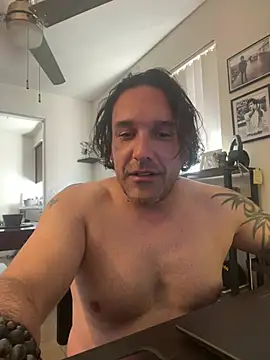 Snapshot of PEGATIVET chatting on February 14, 10:17 pm PEGATIVET online show from February 14, 10:17 pm