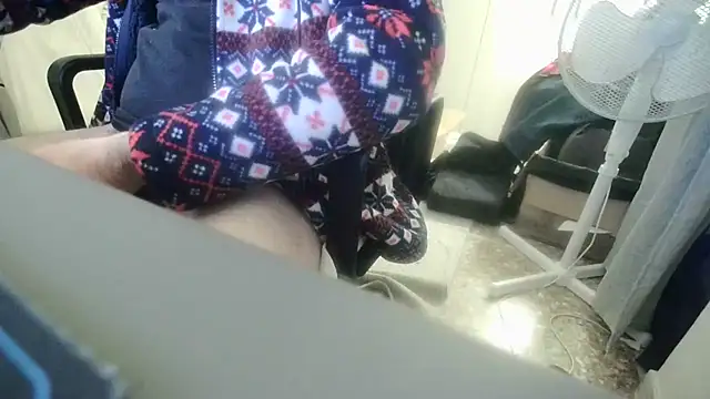 Snapshot of sbrodo96 chatting on February 14, 12:46 pm sbrodo96 online show from February 14, 12:46 pm