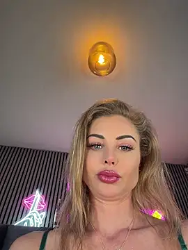 MilaMaaay online show from June 16, 5:37 pm