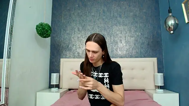 Celestial Queen  online show from October 14, 1:12 pm