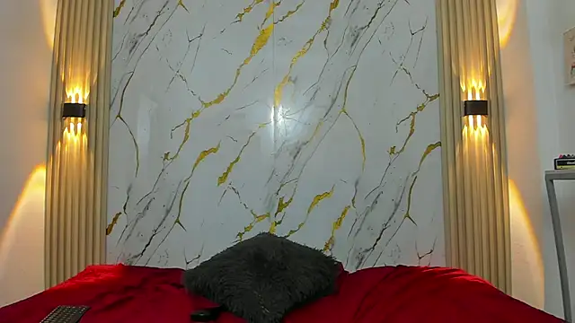 Celestial Queen  online show from March 15, 1:55 am