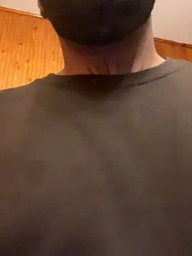 Dikkiduohottt online show from December 15, 4:22 pm