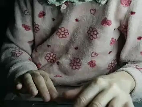 VeneRed online show from March 4, 7:03 am