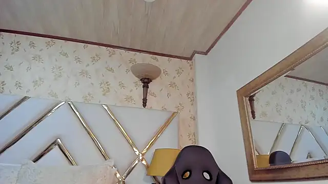 MalorySweet online show from February 17, 11:50 am