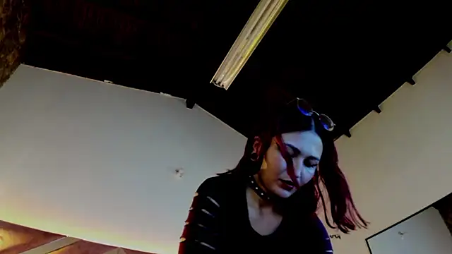 madame ibby online show from December 17, 12:55 pm