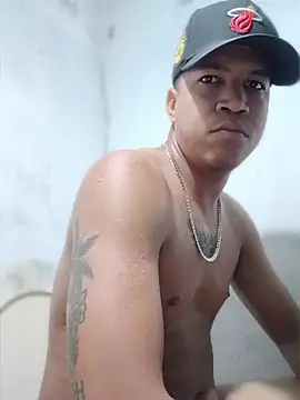 elputoflaco online show from March 23, 12:42 pm