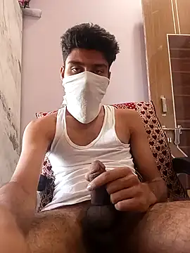 xxxgayroy12 online show from January 2, 8:06 am