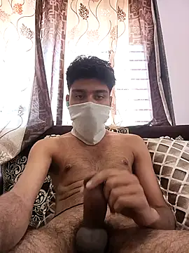 xxxgayroy12 online show from February 26, 7:42 am