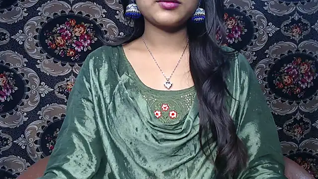 Wish Queen online show from February 28, 2:07 pm