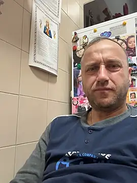 Snapshot of Lecatore80 chatting on February 21, 7:20 am Lecatore80 online show from February 21, 7:20 am