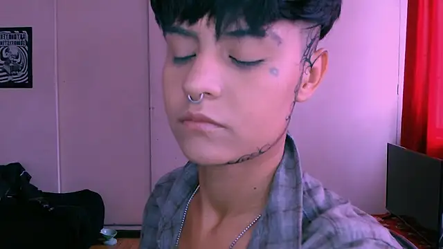 alex one888 online show from December 20, 7:32 pm