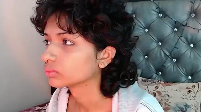 Snapshot of ToshiaKimich chatting on March 18, 1:31 pm ToshiaKimich online show from March 18, 1:31 pm