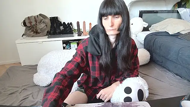 CeriseLapine online show from March 27, 10:04 am