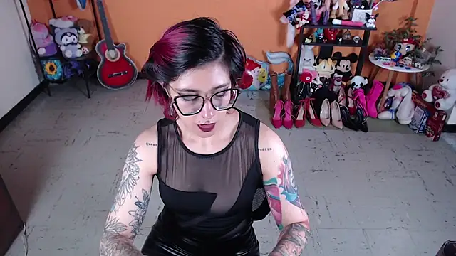 MissMiia2 online show from December 30, 3:57 pm