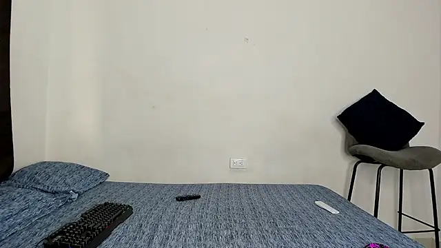 evanscollins online show from December 14, 9:30 pm