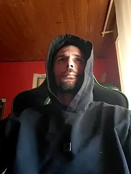 Guy4ladys69 online show from April 24, 12:18 pm