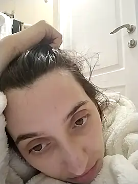 Snapshot of Iren chatting on March 18, 11:35 am Iren online show from March 18, 11:35 am