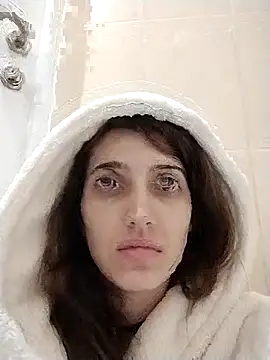 Snapshot of Iren chatting on March 24, 7:02 am Iren online show from March 24, 7:02 am