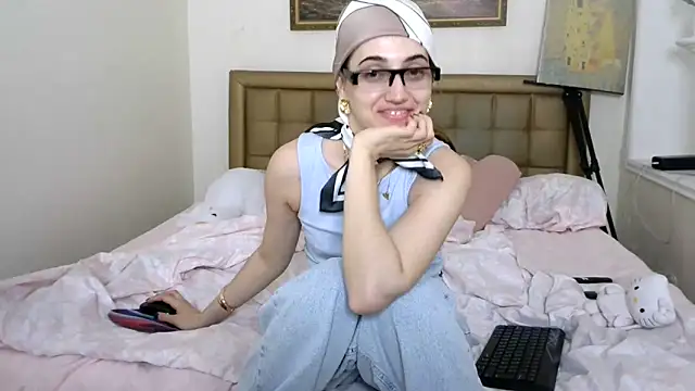 Snapshot of Iren chatting on May 17, 5:20 pm Iren online show from May 17, 5:20 pm