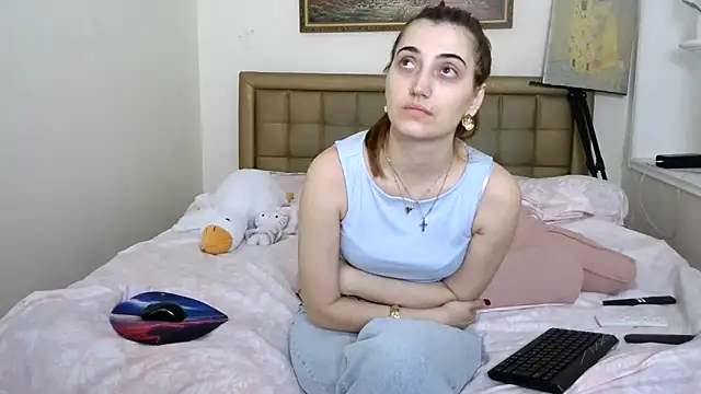 Snapshot of Iren chatting on May 18, 2:01 pm Iren online show from May 18, 2:01 pm