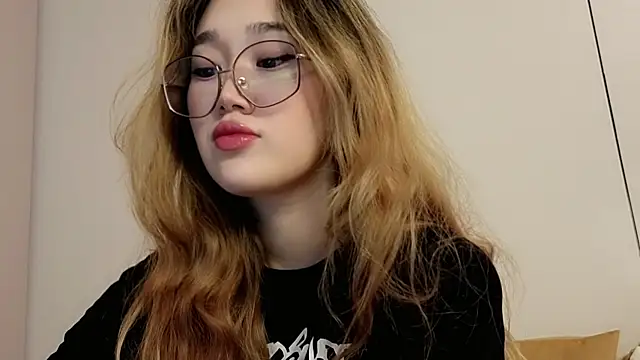 Jennatyan online show from March 6, 6:43 am