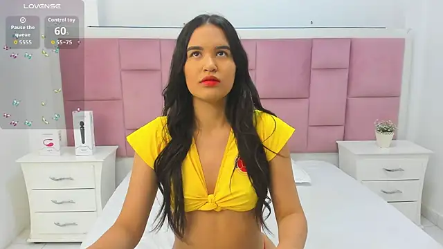 Snapshot of kaily_sweet1 chatting on November 2, 11:12 am kaily sweet1 online show from November 2, 11:12 am