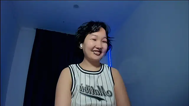 himeros goddess online show from December 12, 8:36 am