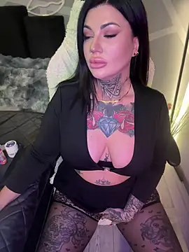 krysstal003 online show from January 4, 10:34 pm