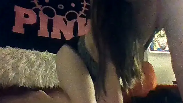 Snapshot of DavinaRay chatting on October 22, 12:44 am DavinaRay online show from October 22, 12:44 am