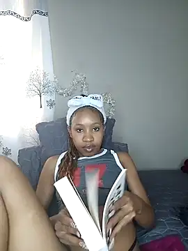 Snapshot of CocoSexyBabe chatting on January 3, 4:37 pm CocoSexyBabe online show from January 3, 4:37 pm