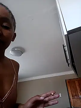 Snapshot of CocoSexyBabe chatting on January 19, 11:01 am CocoSexyBabe online show from January 19, 11:01 am