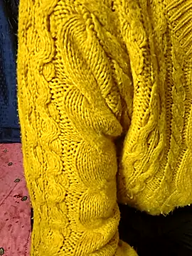 kaveerpooja947 online show from January 8, 4:09 pm