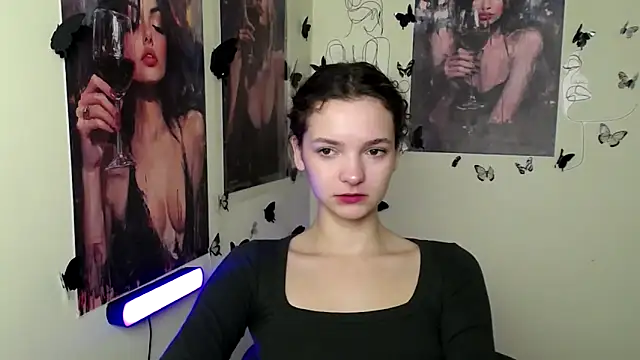  SusieSu  online show from October 19, 6:47 am