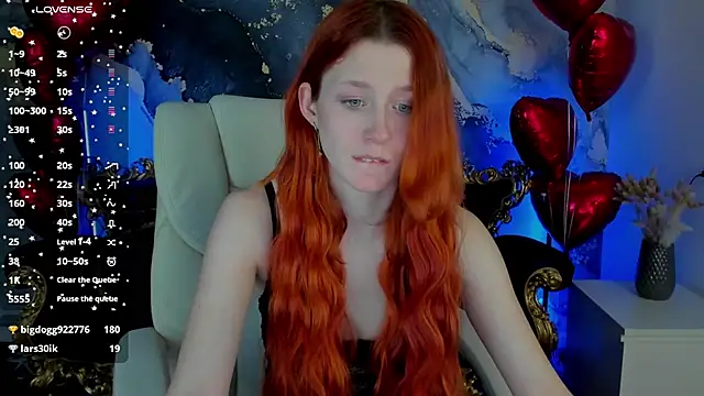 Snapshot of MagicLilu chatting on February 13, 11:47 pm MagicLilu online show from February 13, 11:47 pm