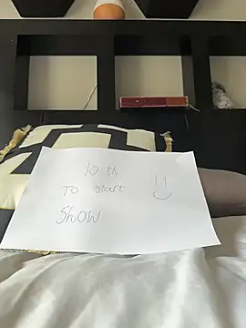 Snapshot of soussssssss chatting on December 3, 1:20 pm soussssssss online show from December 3, 1:20 pm