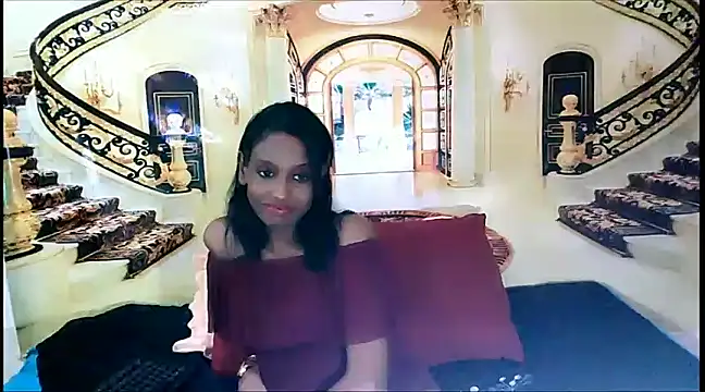 Snapshot of IndianLoveBug chatting on December 9, 7:50 pm IndianLoveBug online show from December 9, 7:50 pm