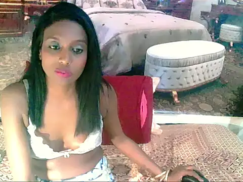 Snapshot of IndianLoveBug chatting on December 19, 8:34 pm IndianLoveBug online show from December 19, 8:34 pm