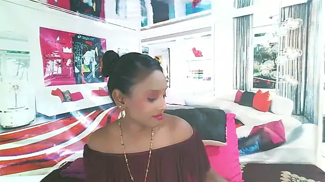 Snapshot of IndianLoveBug chatting on September 12, 5:46 pm IndianLoveBug online show from September 12, 5:46 pm