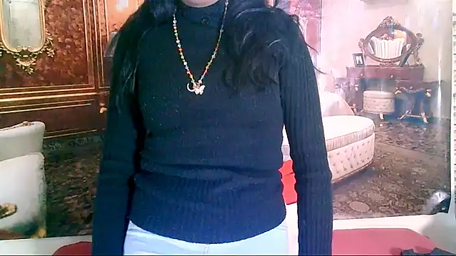 Snapshot of IndianLoveBug chatting on October 6, 5:05 am IndianLoveBug online show from October 6, 5:05 am