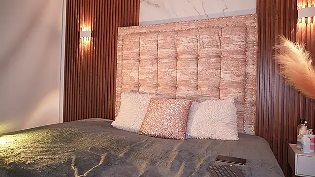 Tiffany sander online show from November 21, 4:11 am