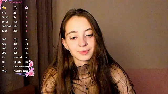 EvaBradley online show from October 20, 6:52 pm