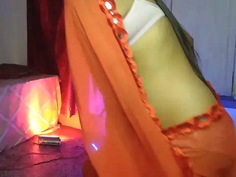 Cute-Hazel online show from February 9, 12:30 pm