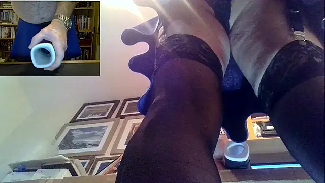 nataliecdlive online show from December 7, 12:08 am